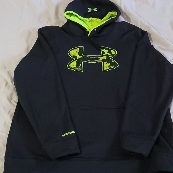 Under Armour Other - Under Armour Storm hoody XXL